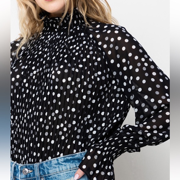 27 Polka Dot Pleated Long Sleeve Blouse Top - Picture 7 of 7